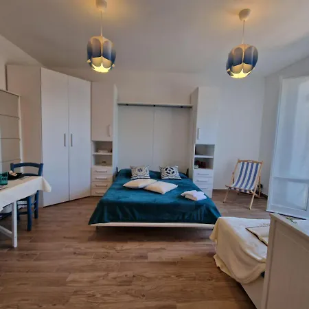 650 Metri Dal Mare - Wifi - Terrazzo - Piscina - A/c Apartment
