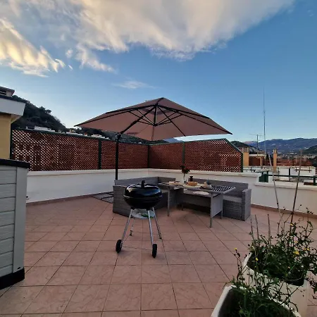 Apartment 650 Metri Dal Mare - Wifi - Terrazzo - Piscina - A/c *