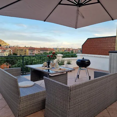 650 Metri Dal Mare - Wifi - Terrazzo - Piscina - A/c Pietra Ligure