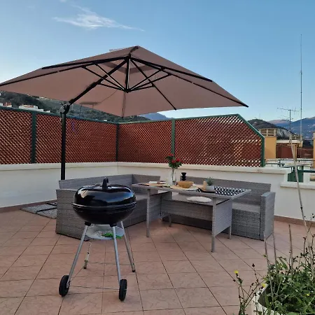 650 Metri Dal Mare - Wifi - Terrazzo - Piscina - A/c Apartment *