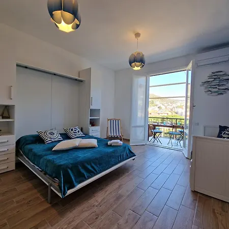 650 Metri Dal Mare - Wifi - Terrazzo - Piscina - A/c * Pietra Ligure